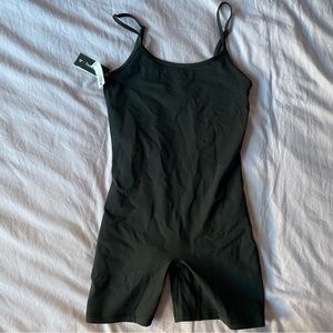 TnaLIFE New Rhythm 7” Romper